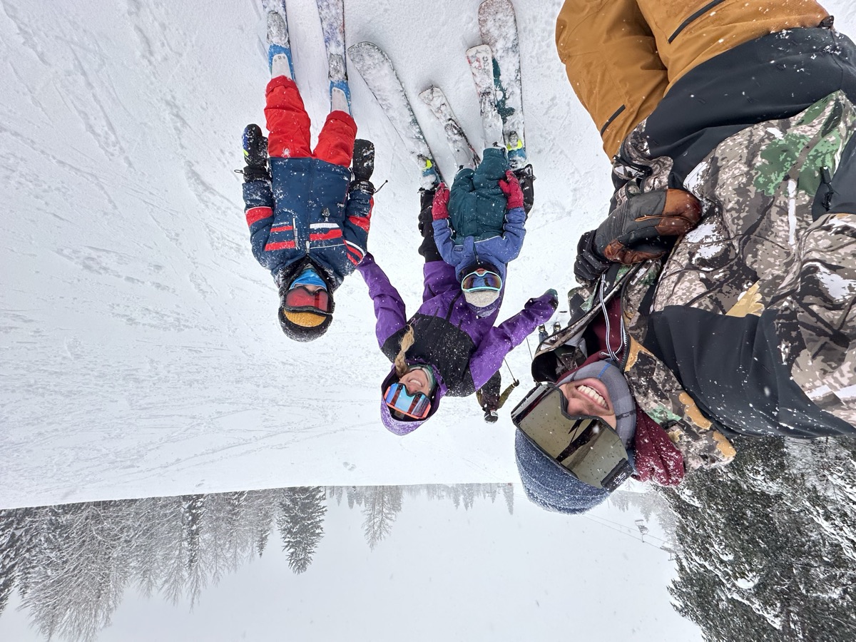 The family on a ski day